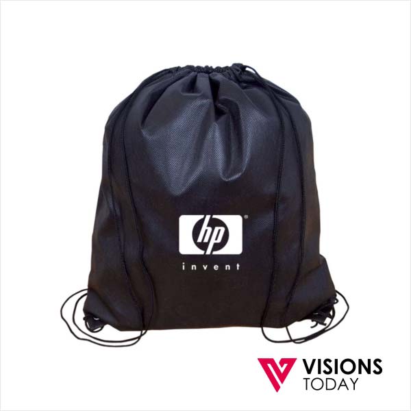 Visions Today offers customized drawstring bags printing in Colombo, Sri Lanka. We manufacture wide range of customized drawstring bags with any corporate branding. We can make it with your logo or any other detail or any customized design and size. Drawstring bag brings unexpected attraction to your brand effortlessly. Specially it is one of the most economical and also most attracting promotional gift you can have. We have done many thousands of draw string bags to many leading organizations, universities and fund raising projects.