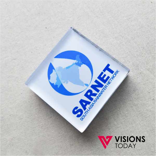 Acrylic paper weights printing in Sri Lanka